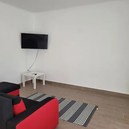 Balifornia -allatbaratoknak Apartament *