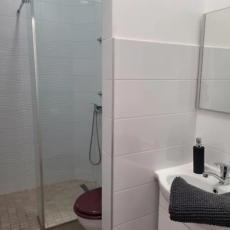 Apartment Balifornia -allatbaratoknak