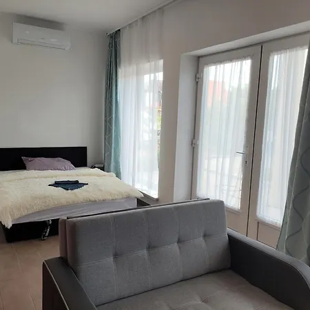 Balifornia -allatbaratoknak Apartment
